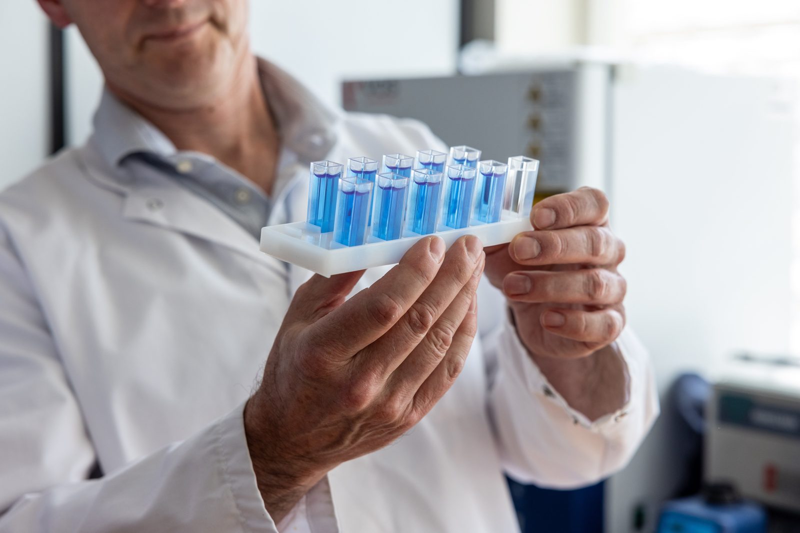 Pigmenttest van een algenmonster